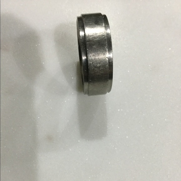 Titanium ring - Picture 1 of 2